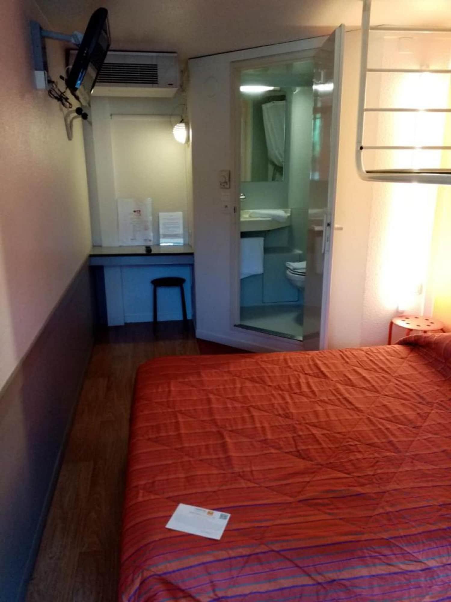 Premiere Classe St Etienne Nord Villars Вилар Экстерьер фото